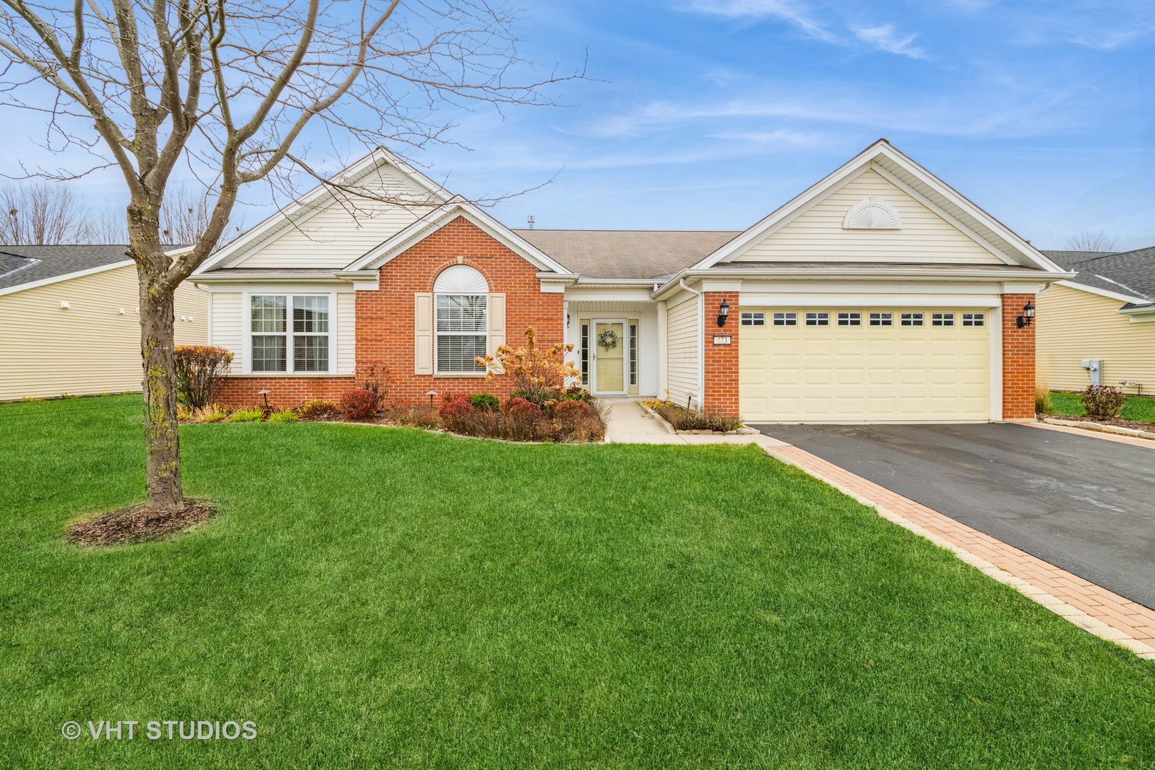 573 Tuscan View Drive Elgin, IL 60124 - Photo 1 of 46 Gallery Image 1