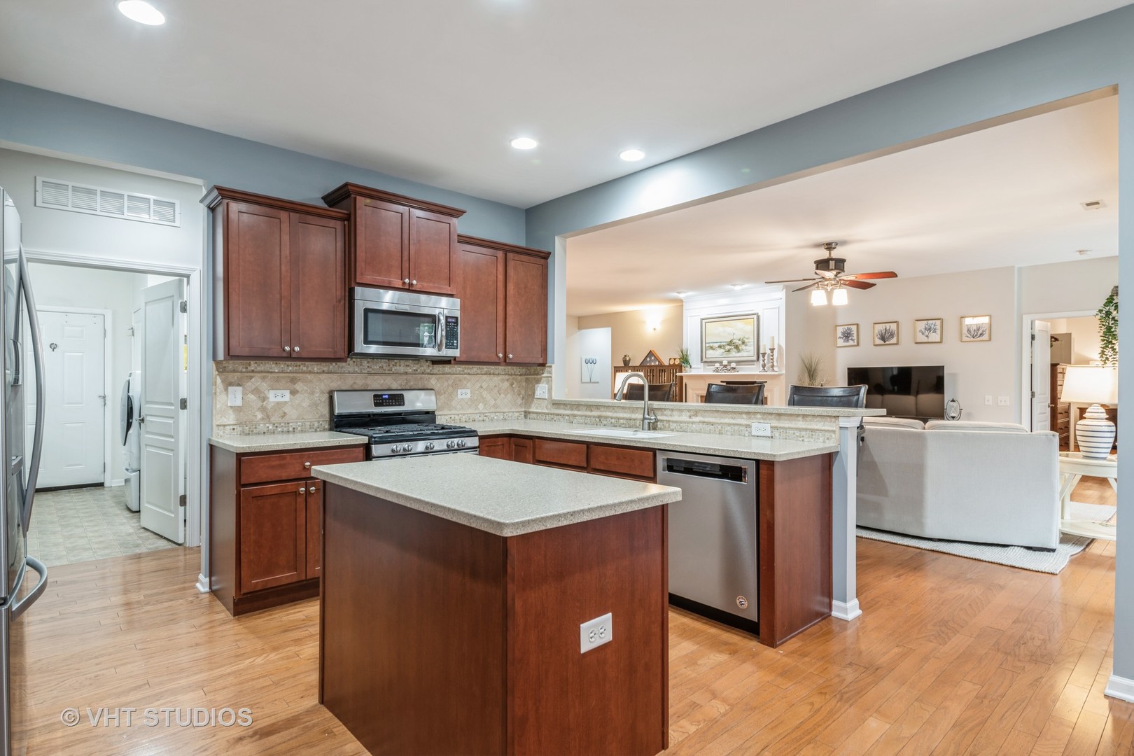 573 Tuscan View Drive Elgin, IL 60124 - Photo 24 of 46 Gallery Image 24