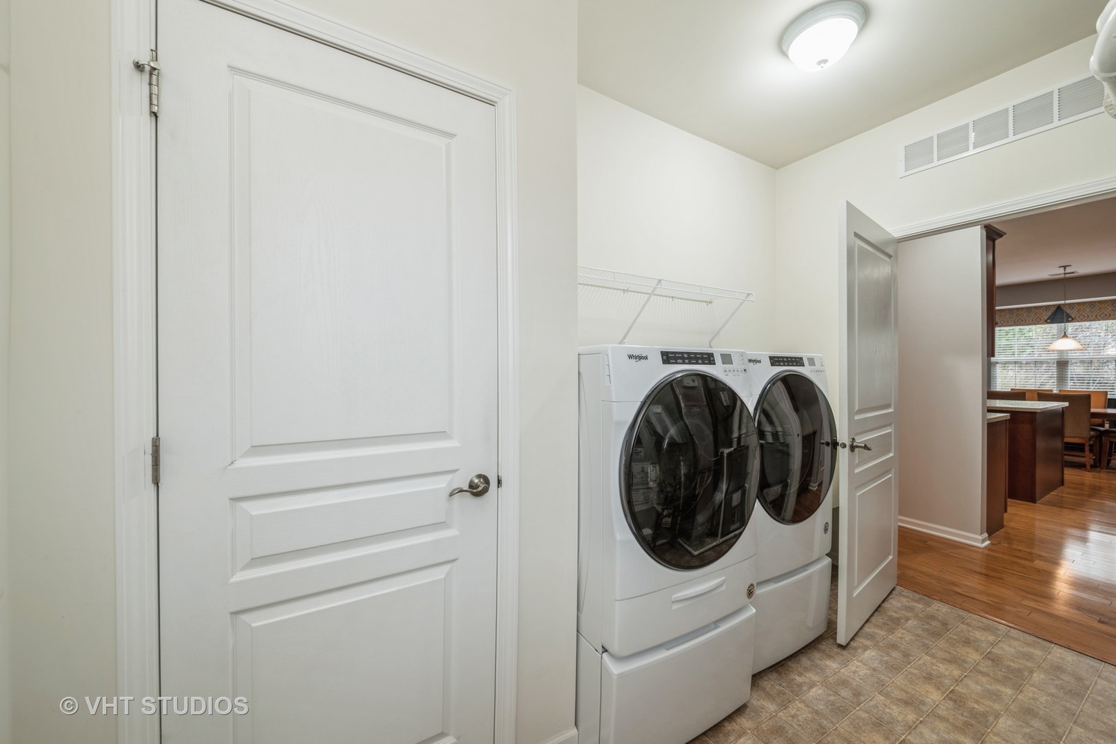 573 Tuscan View Drive Elgin, IL 60124 - Photo 31 of 46 Gallery Image 31