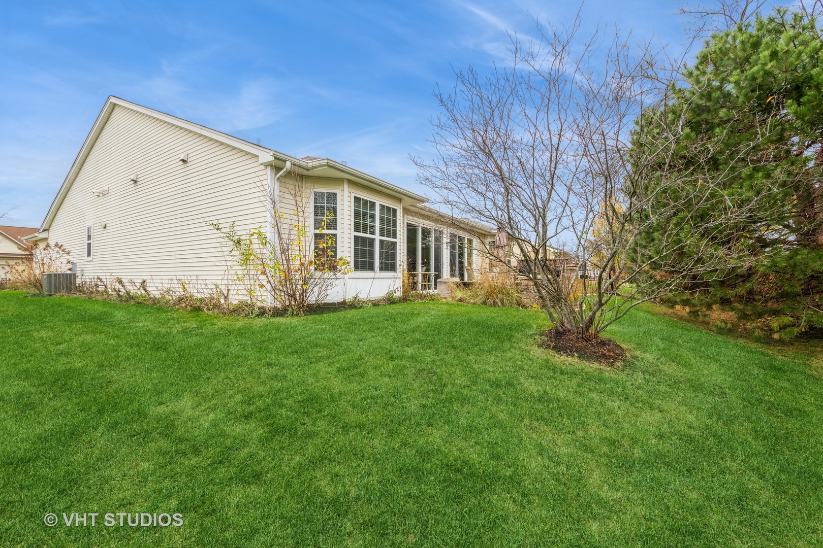 573 Tuscan View Drive Elgin, IL 60124 - Photo 34 of 46 Gallery Image 34