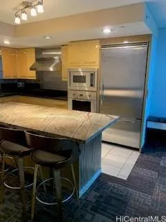 $3,000 | 1200 Queen Emma Street, Unit 3708, Honolulu, HI 96813