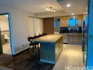$3,000 | 1200 Queen Emma Street, Unit 3708, Honolulu, HI 96813