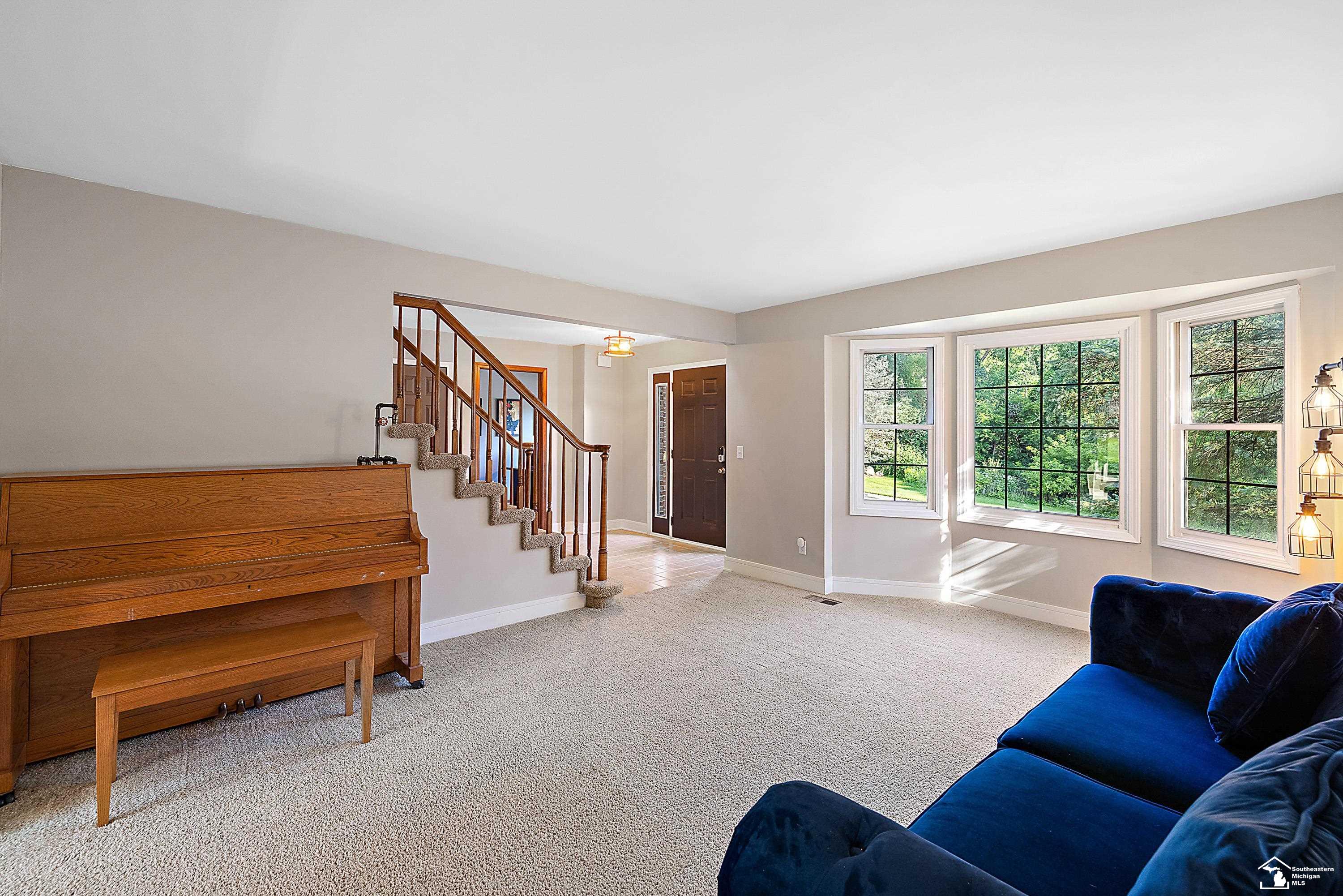 2155 Reagan Drive Rochester Hills, MI 48309 - Photo 10 of 58