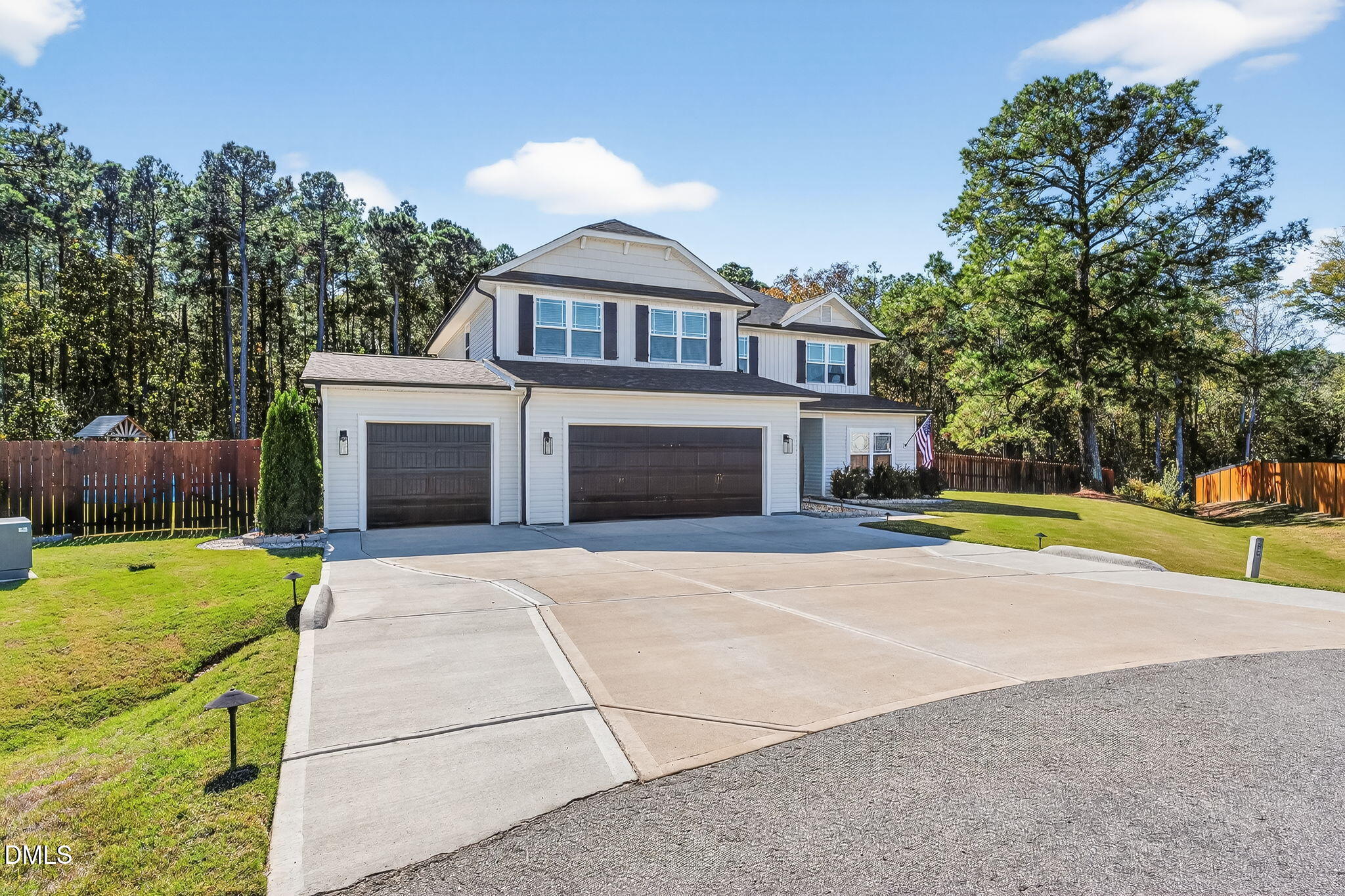 282 Raptor Drive Smithfield, NC 27577 - Photo 3 of 57 3-web-or-mls-DSC09440