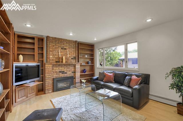 1006 West Cheyenne Road Colorado Springs, CO 80906 - Photo 13 of 32 Gallery Image 13