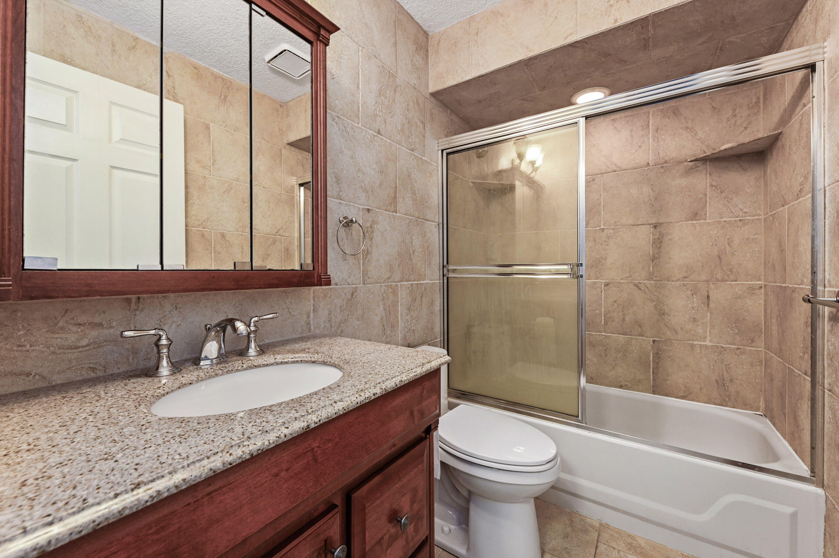153 Island Way Greenacres, FL 33413 - Photo 18 of 33 18