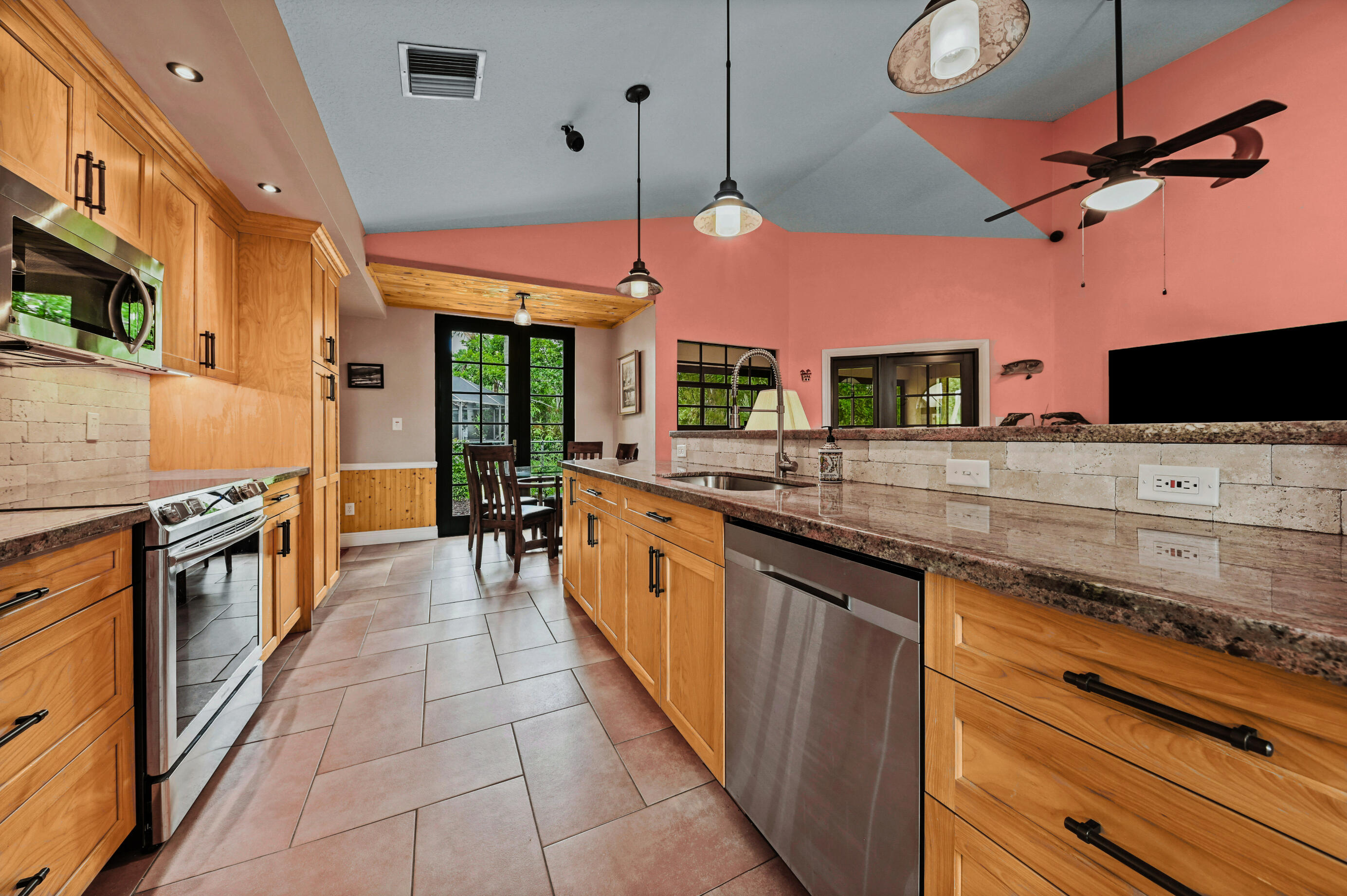 153 Island Way Greenacres, FL 33413 - Photo 6 of 33 6