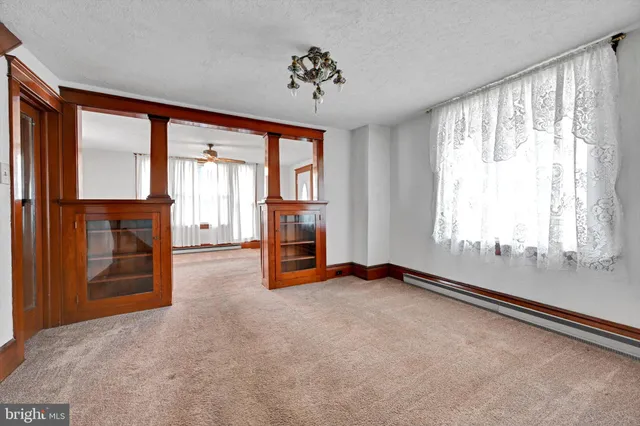 $69,900 | 10 East Grand Avenue, Tower City, PA 17980