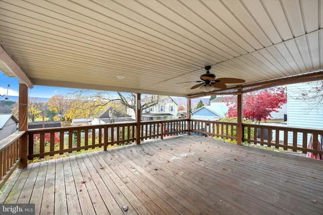 $69,900 | 10 East Grand Avenue, Tower City, PA 17980