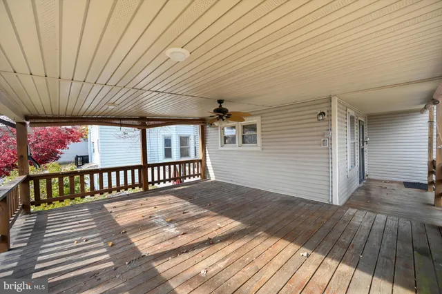 $69,900 | 10 East Grand Avenue, Tower City, PA 17980