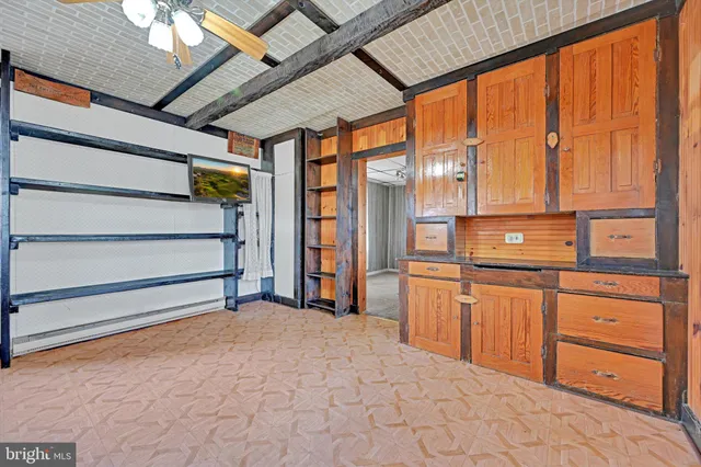 $69,900 | 10 East Grand Avenue, Tower City, PA 17980