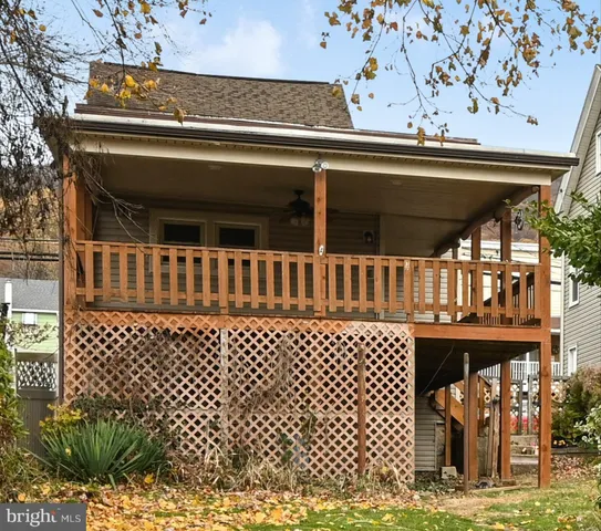 $69,900 | 10 East Grand Avenue, Tower City, PA 17980