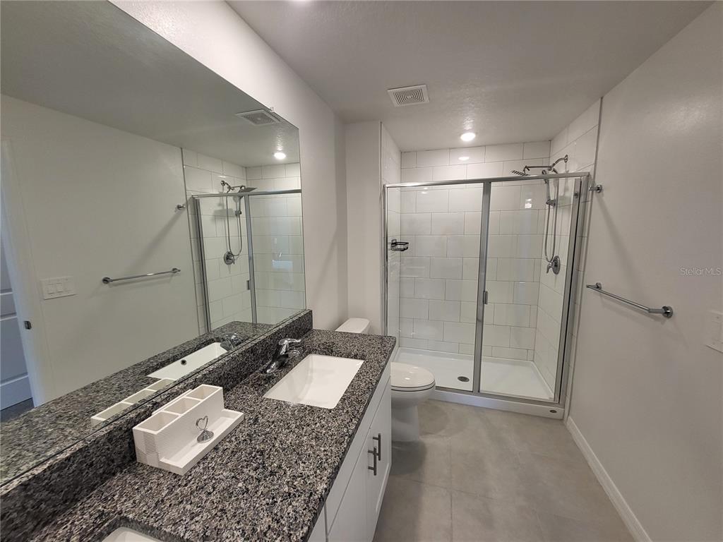 36480 Wl Hl Way Zephyrhills, FL 33541 - Photo 17 of 19