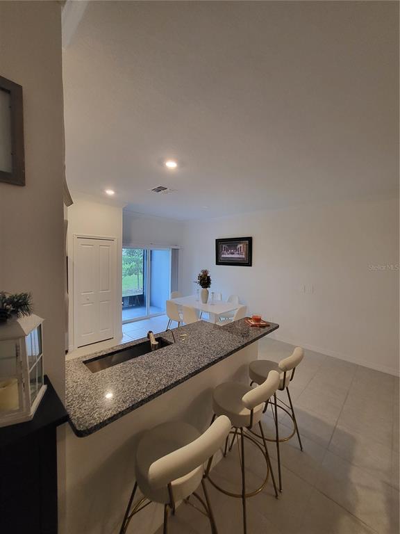 36480 Wl Hl Way Zephyrhills, FL 33541 - Photo 5 of 19