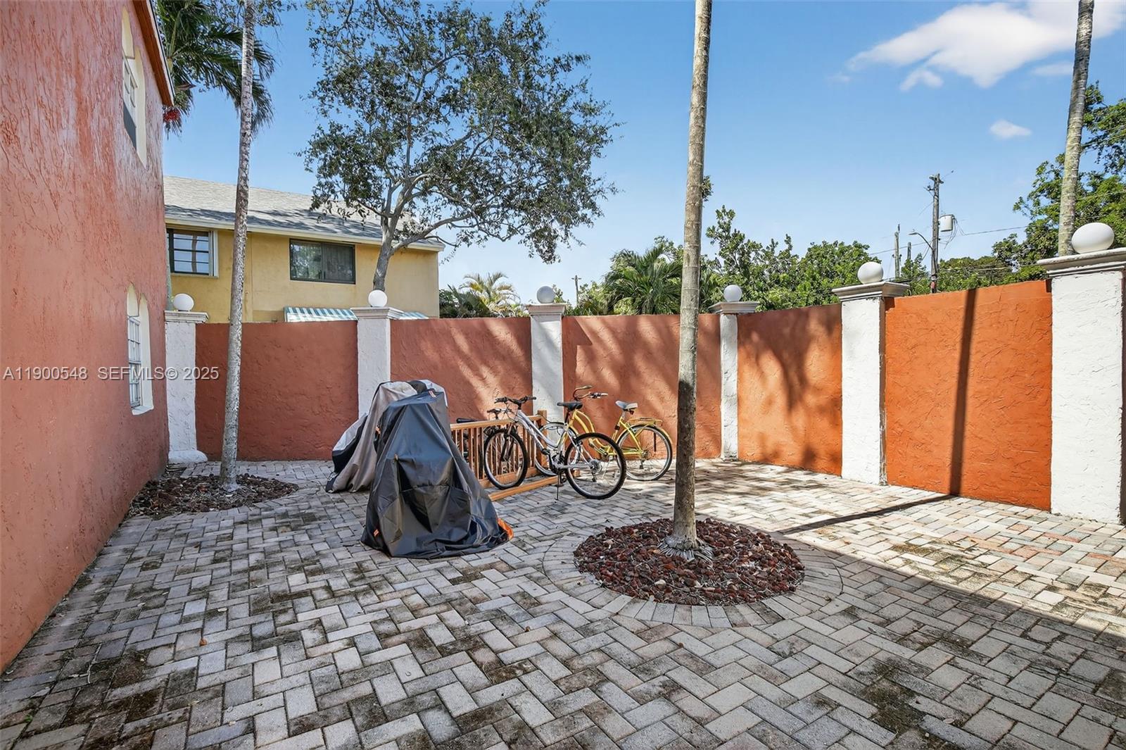 1405 Miami Road, Unit 5 Fort Lauderdale, FL 33316 - Photo 24 of 25 a view of outdoor space with seating area
