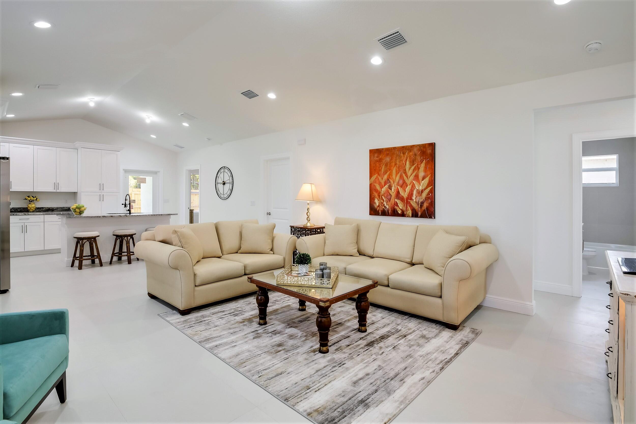 1417 W. 7th St (2)
