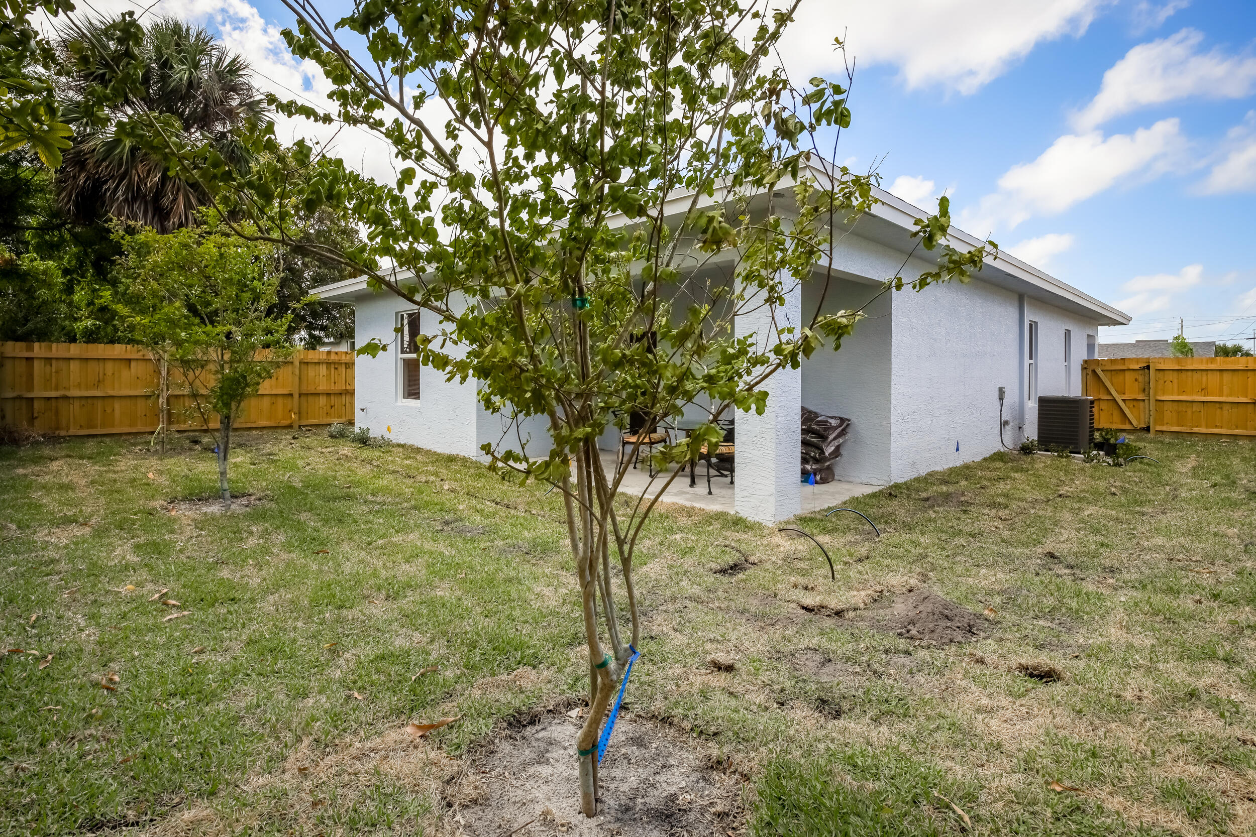 1417 West 7th Street Riviera Beach, FL 33404 - Photo 29 of 32 1417 W. 7th St (28)