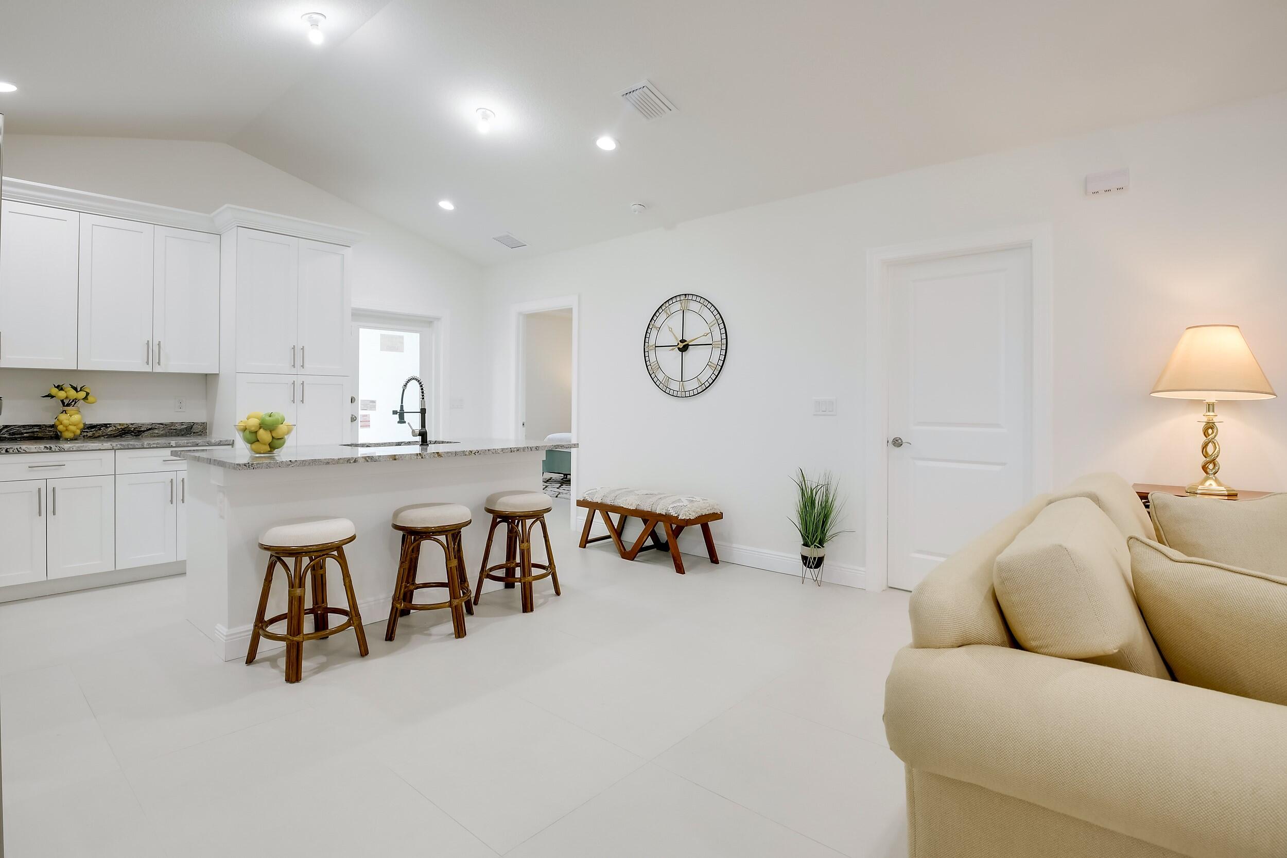 1417 W. 7th St (4)