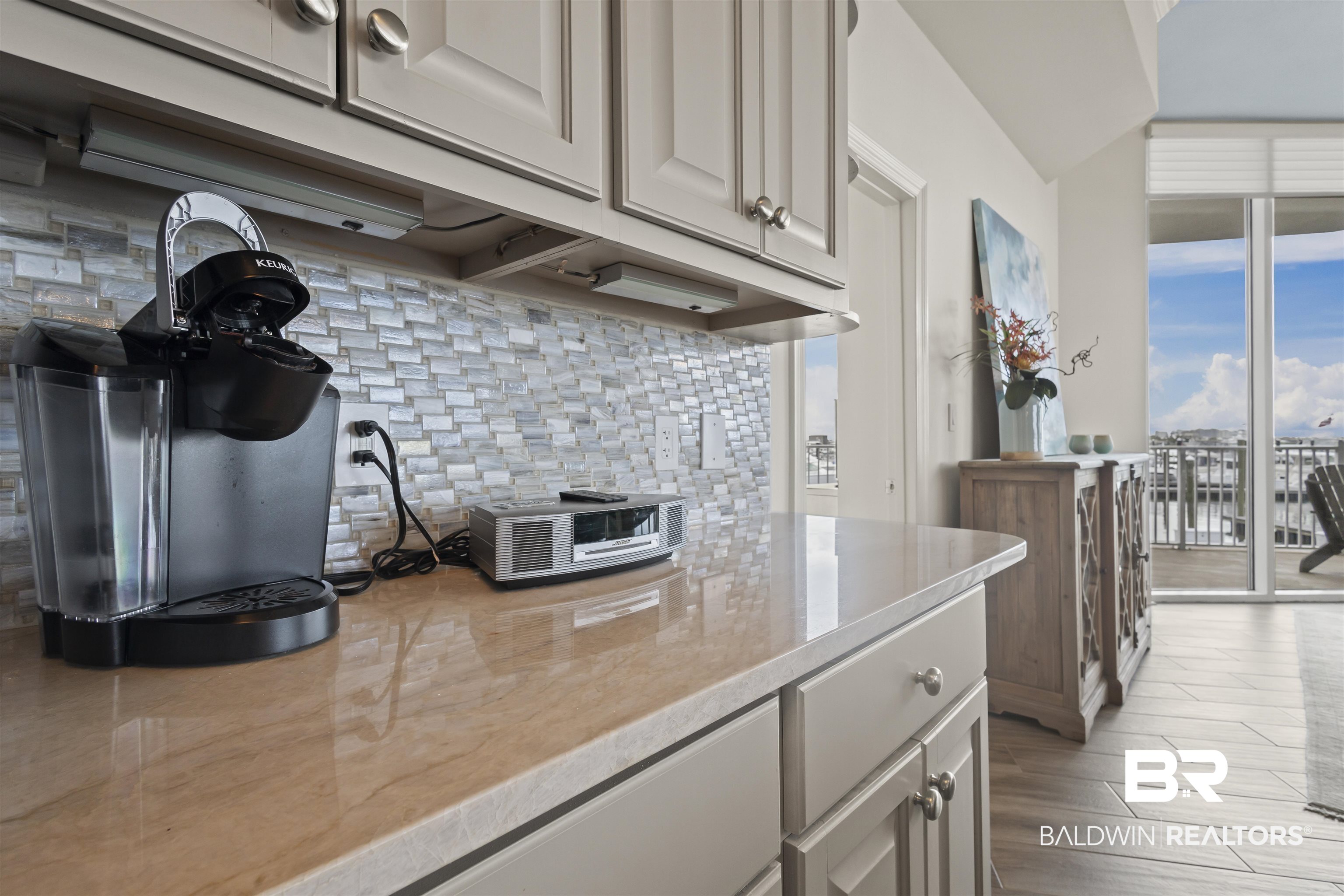 27800 Canal Road, Unit 120 Orange Beach, AL 36561 - Photo 10 of 68 Kitchen with backsplash