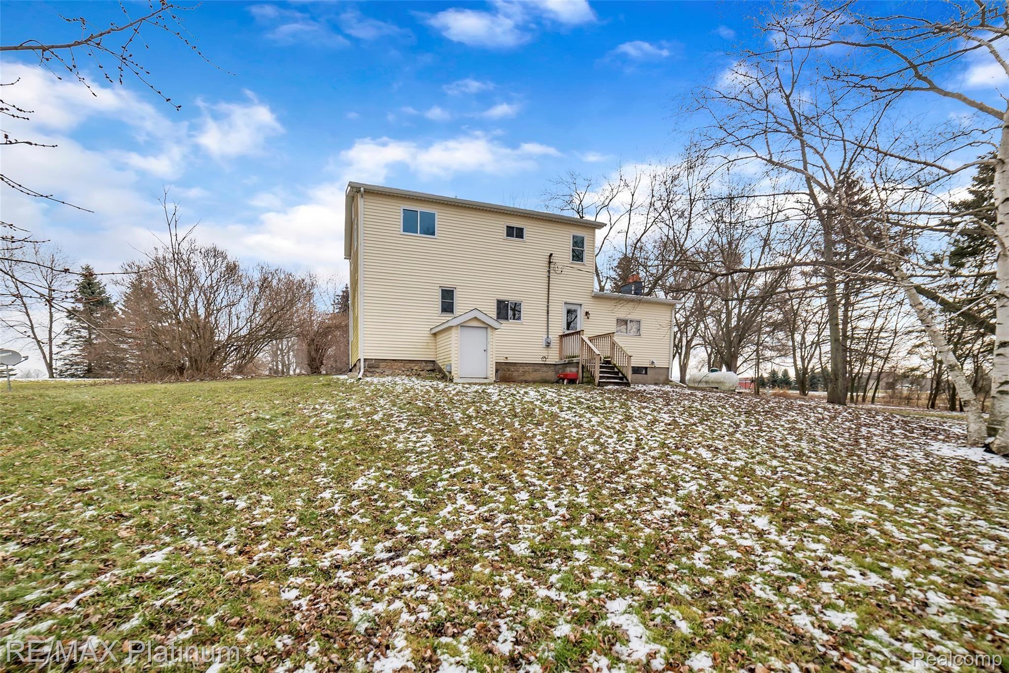 13348 South Reed Road Byron, MI 48418 - Photo 19 of 31 Rear view