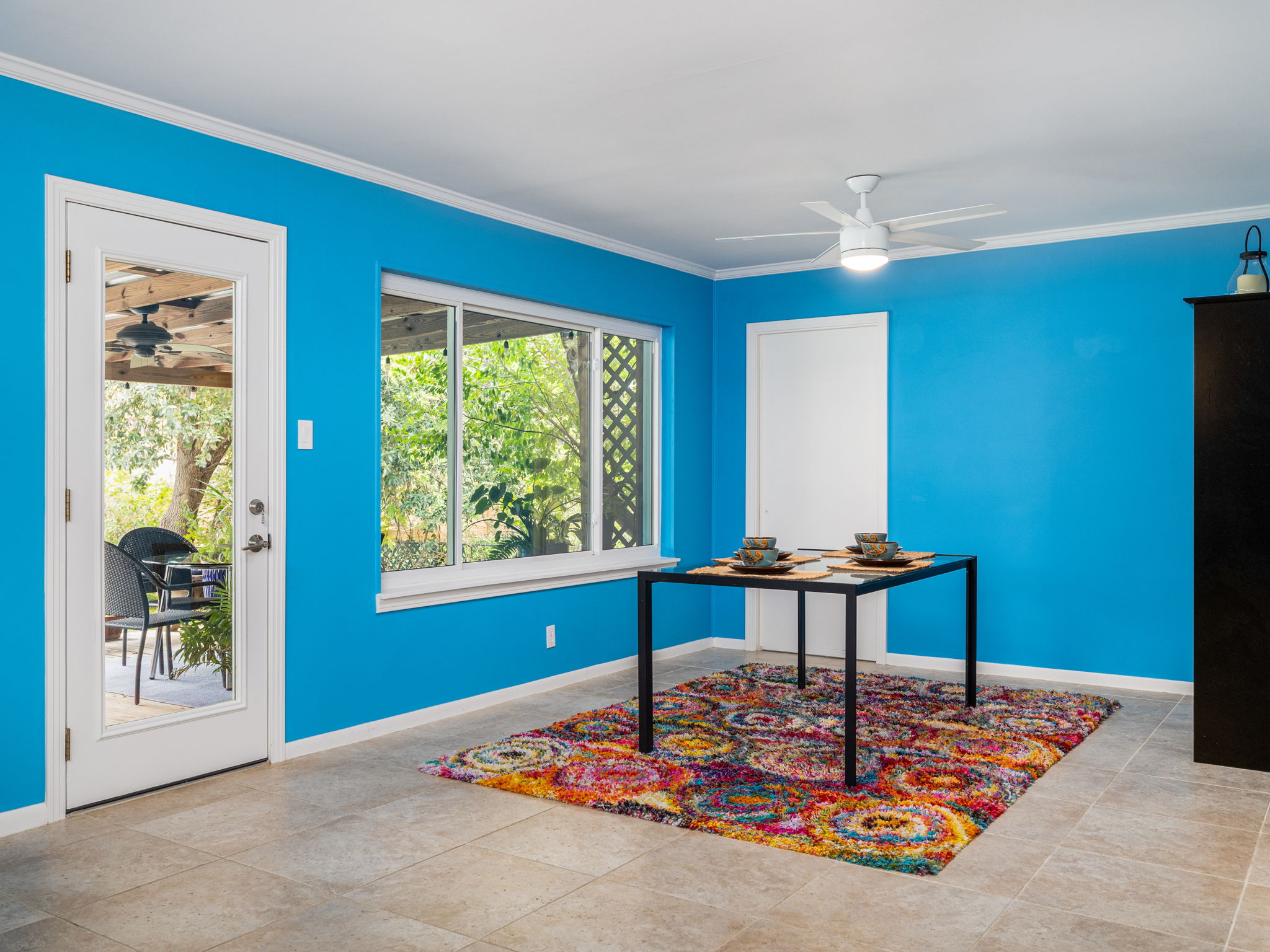 4710 Frontier Trail Austin, TX 78745 - Photo 12 of 32 a living room with furniture and a window