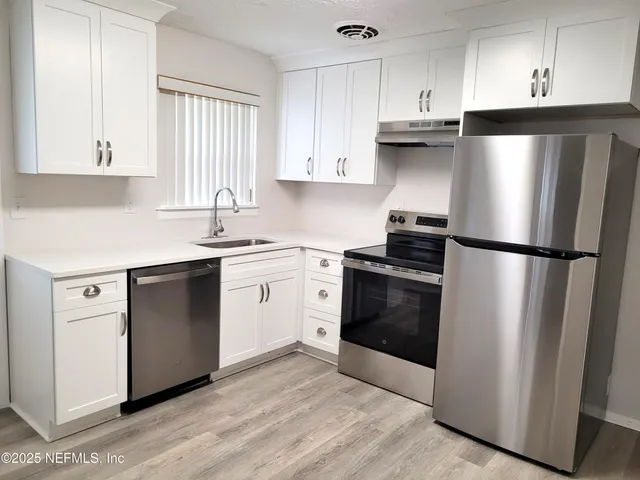 $240,000 | 2034 Sprinkle Drive, Jacksonville, FL 32211