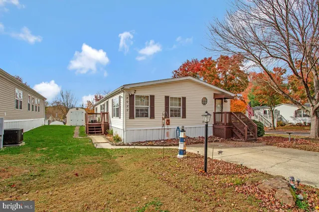 $168,000 | 8020 Fair Breeze Drive, Severn, MD 21144