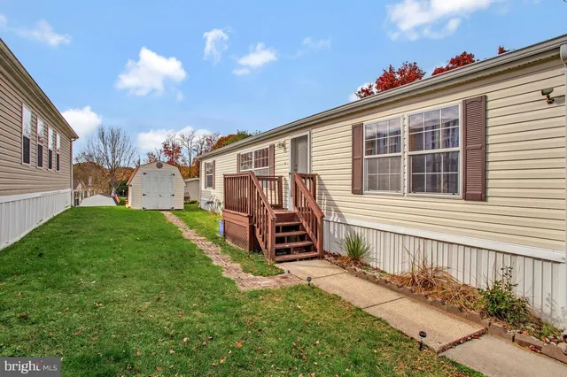 $168,000 | 8020 Fair Breeze Drive, Severn, MD 21144