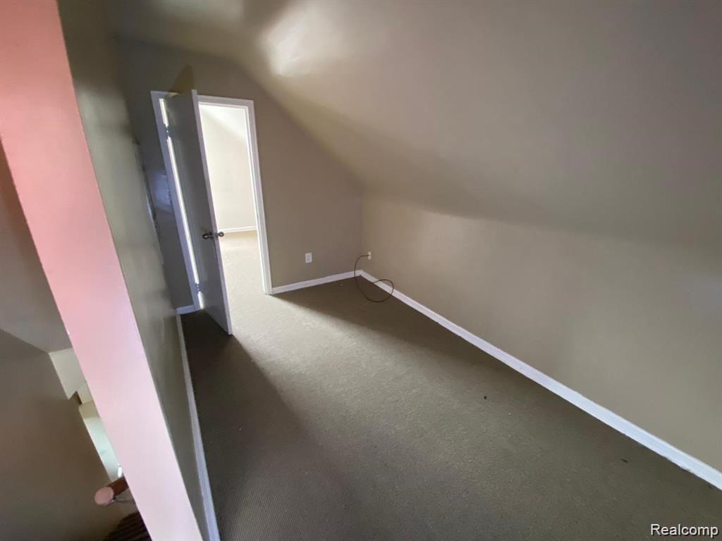 8448 Harding Street Center Line, MI 48015 - Photo 23 of 40 upstairs.jpg
