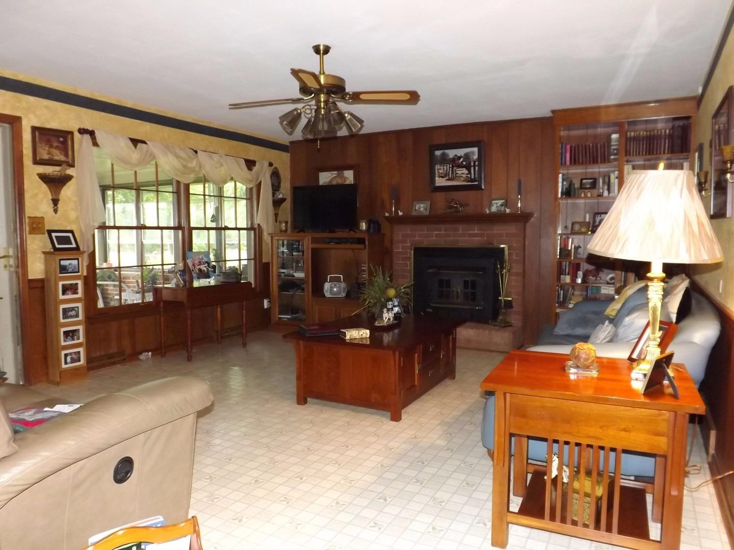3887 Royster Road Lexington, KY 40516 - Photo 15 of 46 Photo 15