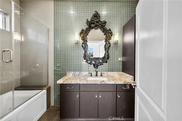 $5,250 | 6223 Simpson Avenue, North Hollywood, CA 91606