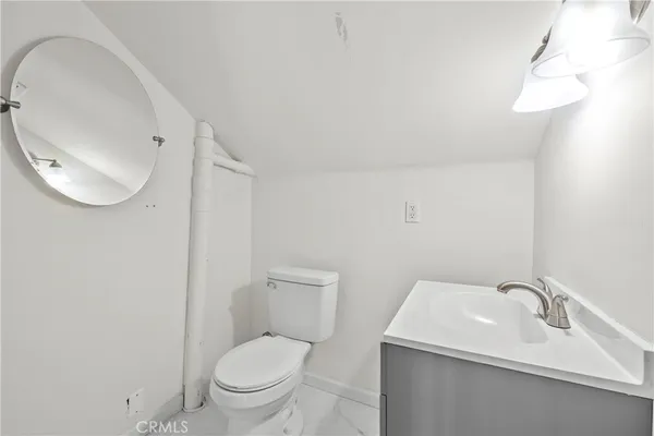 $5,250 | 6223 Simpson Avenue, North Hollywood, CA 91606