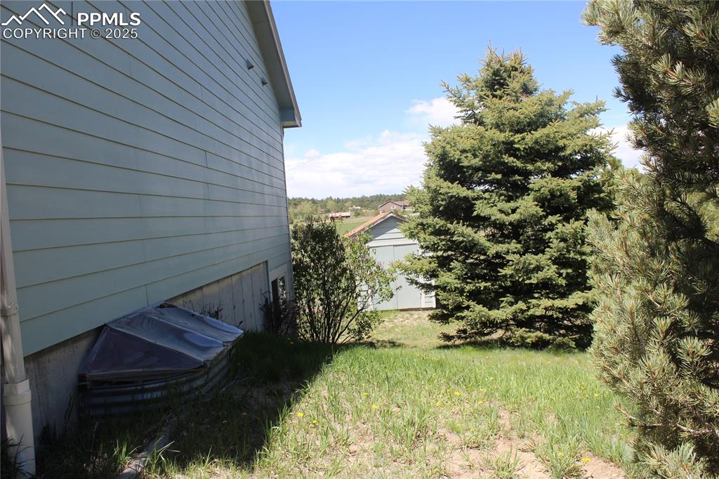 15840 Teak Place Elbert, CO 80106 - Photo 5 of 32 a view of a backyard