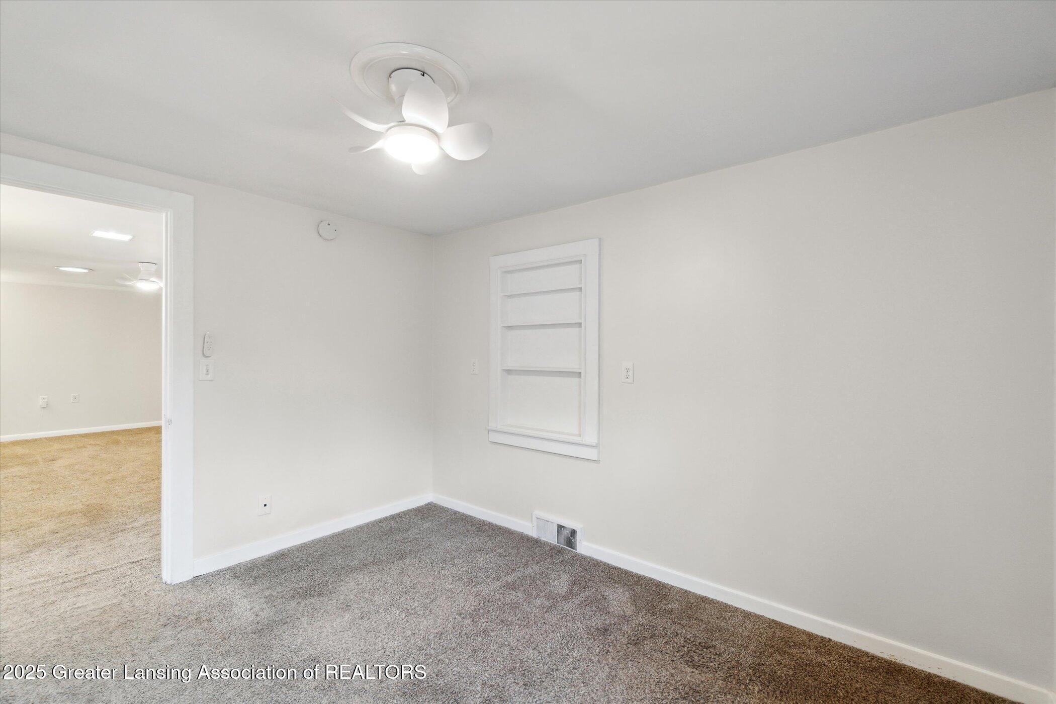 1801 North Sutton Road Jackson, MI 49201 - Photo 10 of 49 16-1801-N-Sutton-Rd-Jackson-MI-49202-Win