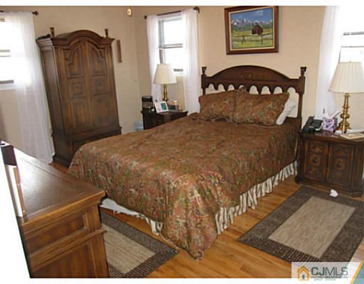 38 Winton Road East Brunswick, NJ 08816 - Photo 14 of 25 Gallery Image 14