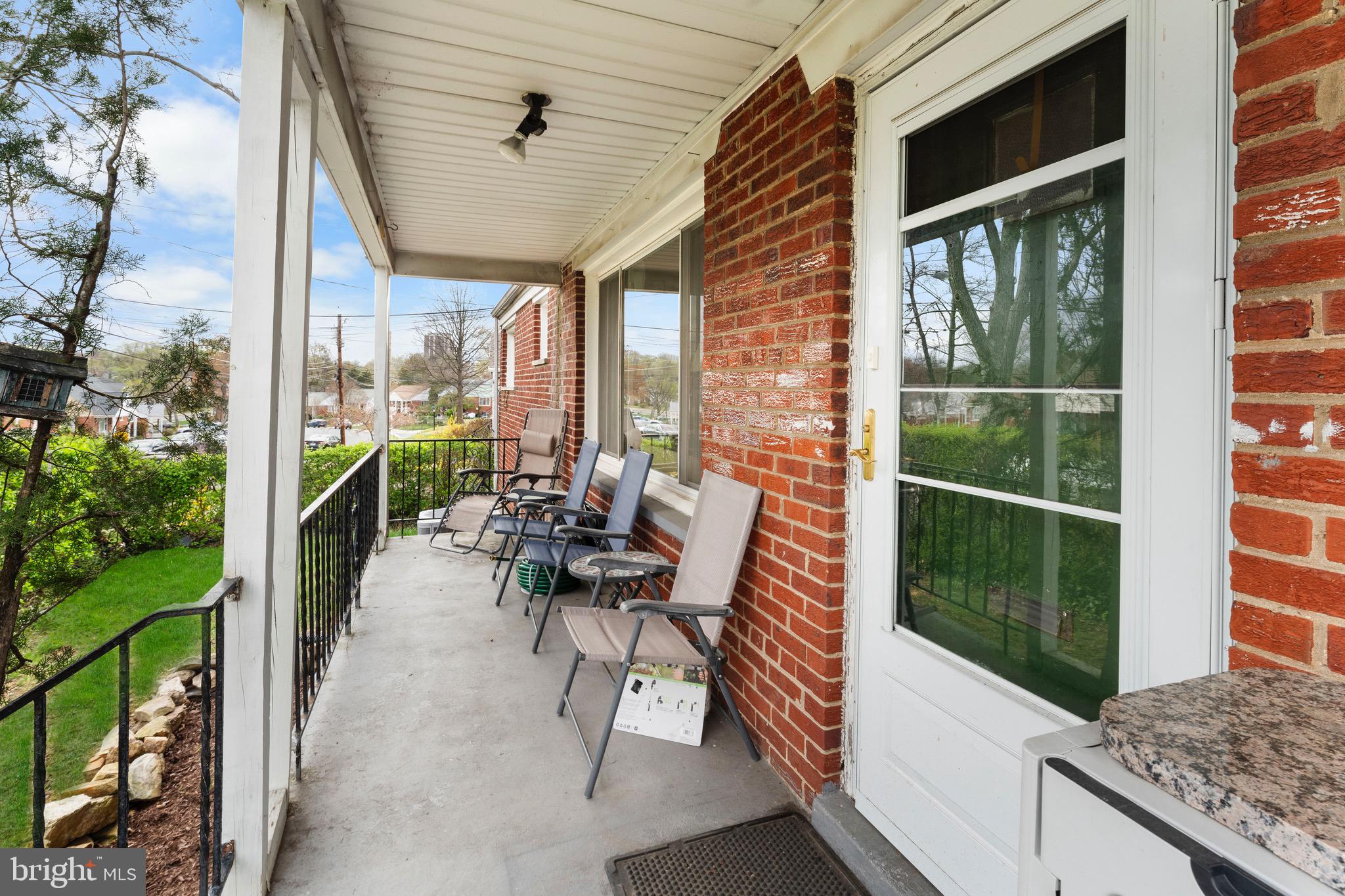 9707 Braddock Road Silver Spring, MD 20903 - Photo 5 of 32 Gallery Image 5