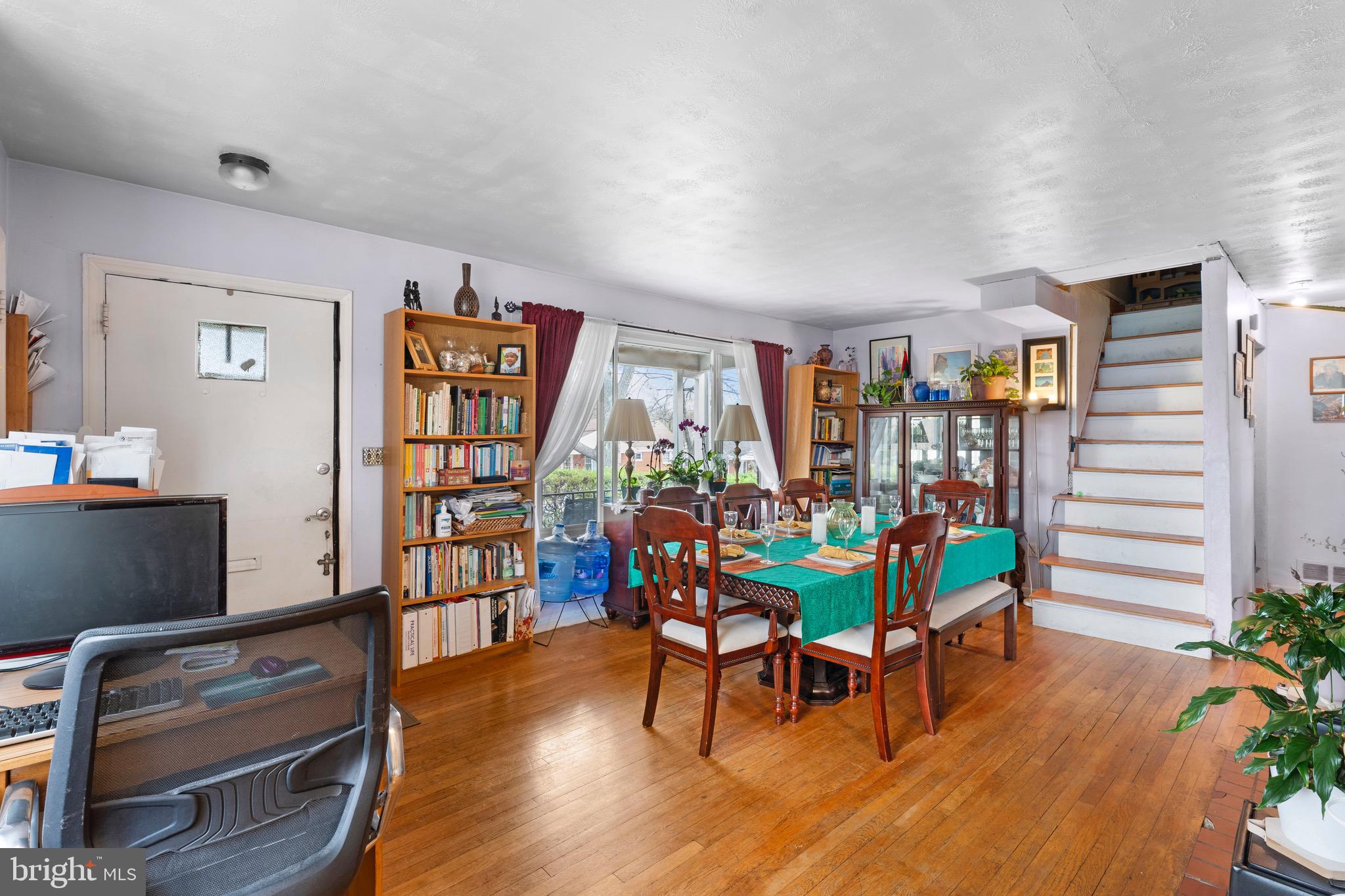 9707 Braddock Road Silver Spring, MD 20903 - Photo 8 of 32 Gallery Image 8