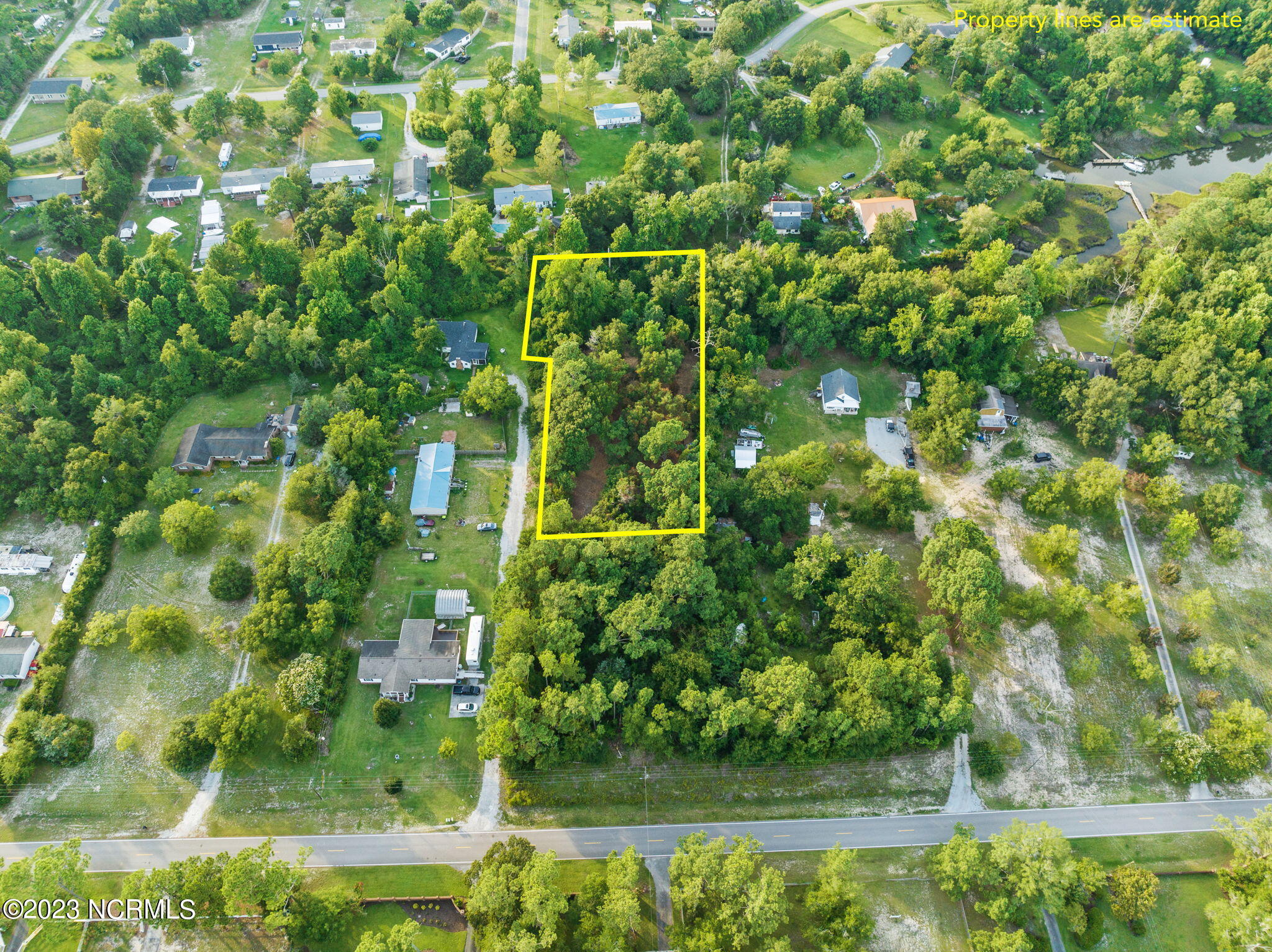 179 Peninsula Manor Road Hubert, NC 28539 - Photo 1 of 31 Assumed Property Line