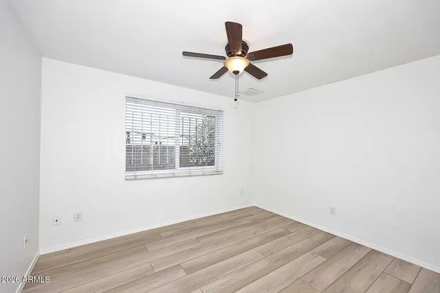 $2,000 | 17236 North 1st Place, Phoenix, AZ 85022