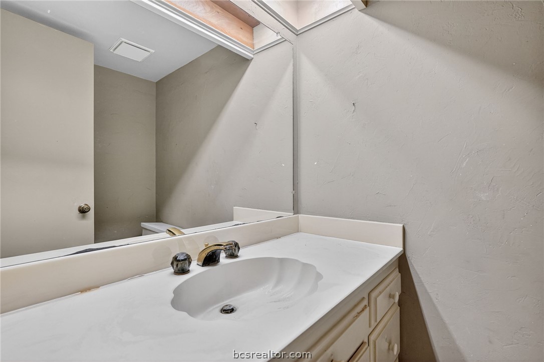 2911 Partridge Circle Bryan, TX 77802 - Photo 12 of 50