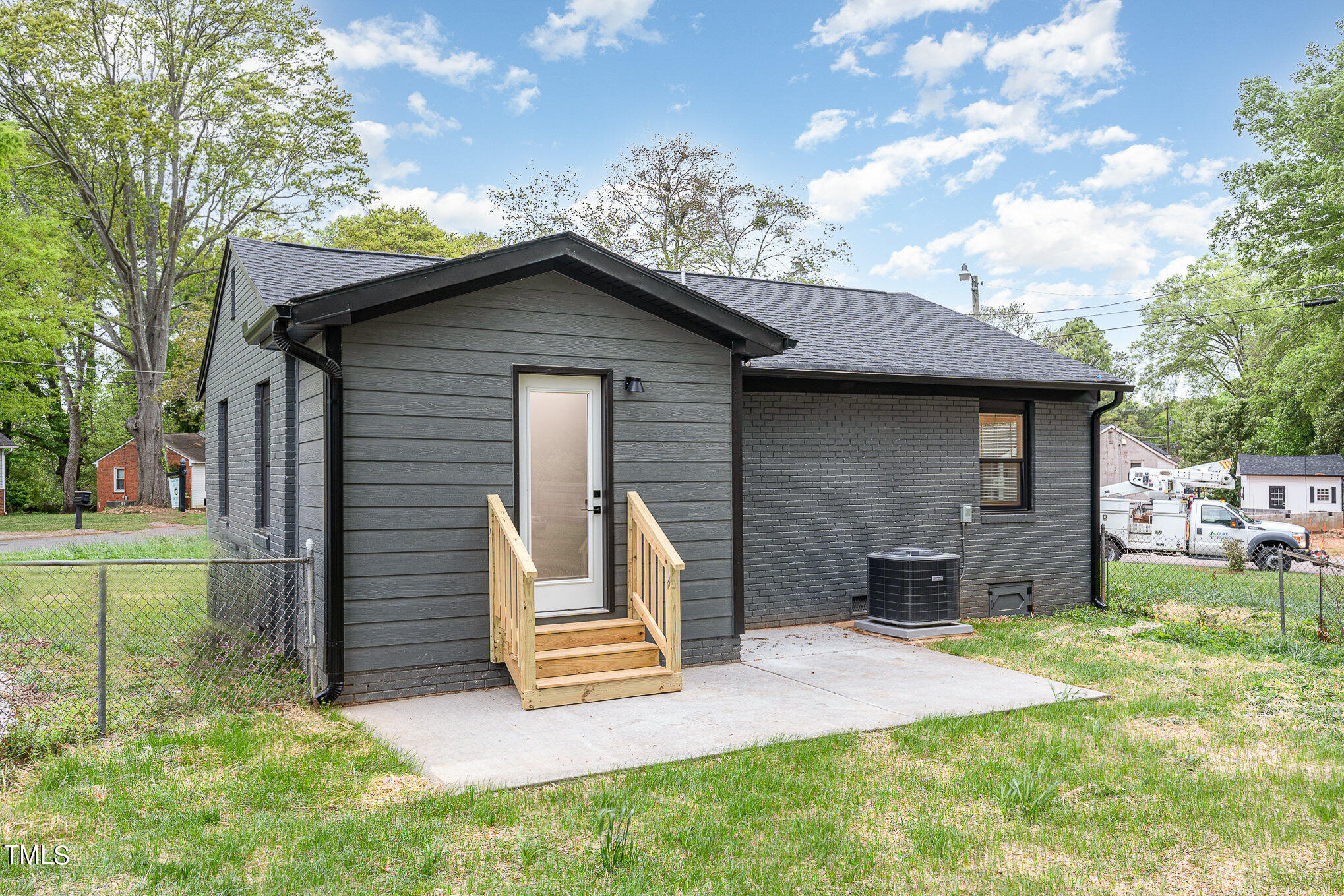 415 Lamont Street Raleigh, NC 27610 - Photo 11 of 13 013_4-edit