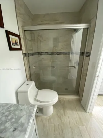 $2,500 | 6763 Northwest 182nd Street, Unit 105, Hialeah, FL 33015