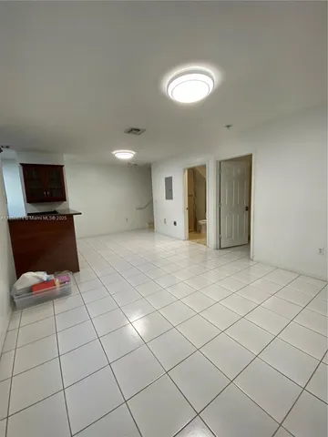 $2,500 | 6763 Northwest 182nd Street, Unit 105, Hialeah, FL 33015