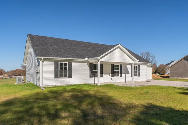 $340,000 | 1585 Paynes Church Road, Winchester, TN 37398
