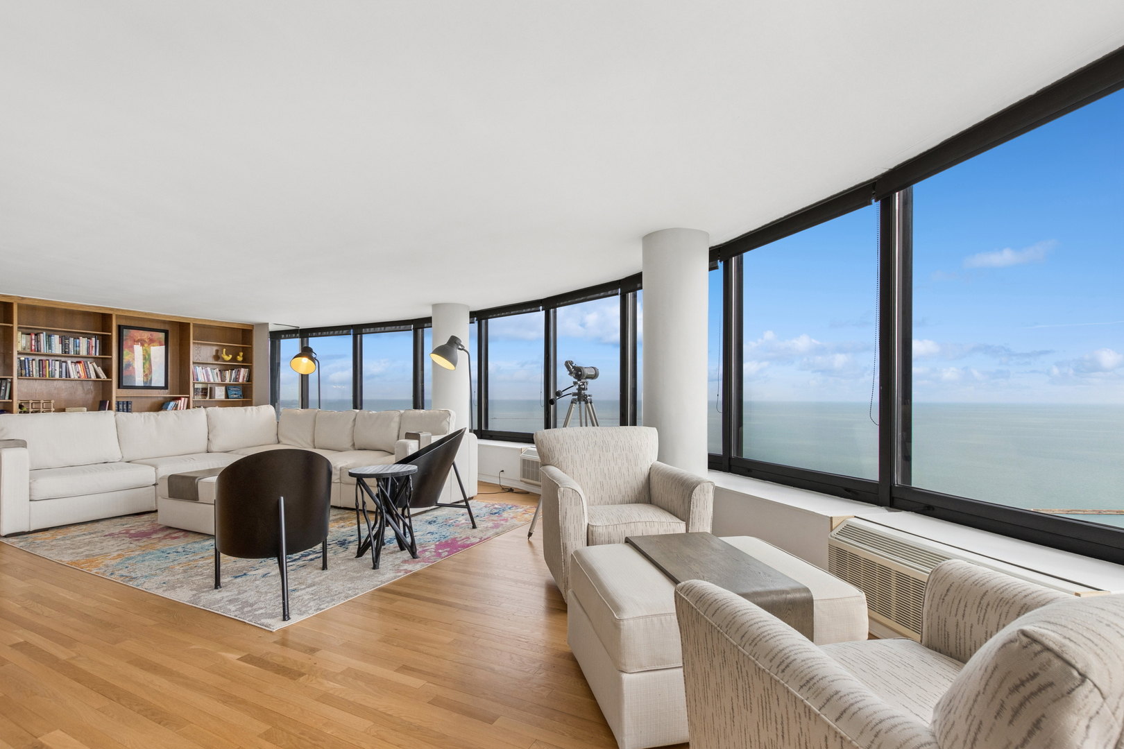 155 North Harbor Drive, Unit 2512 Chicago, IL 60601 - Photo 5 of 34