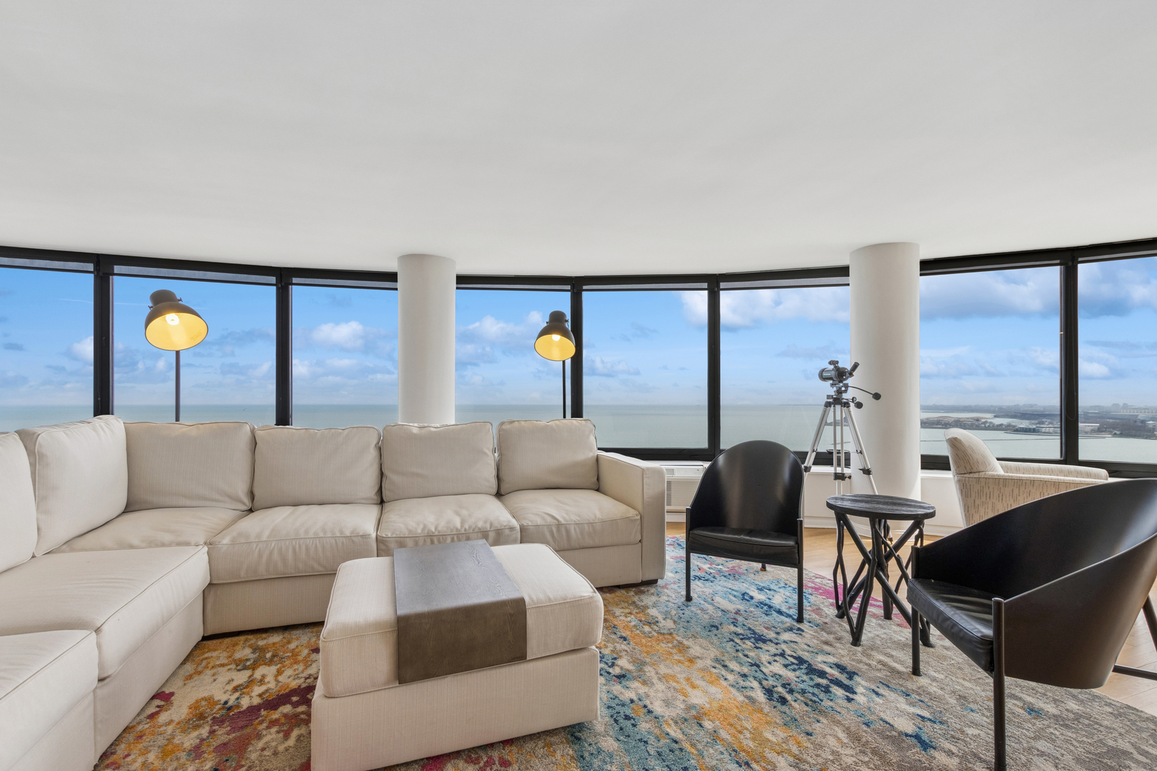 155 North Harbor Drive, Unit 2512 Chicago, IL 60601 - Photo 7 of 34