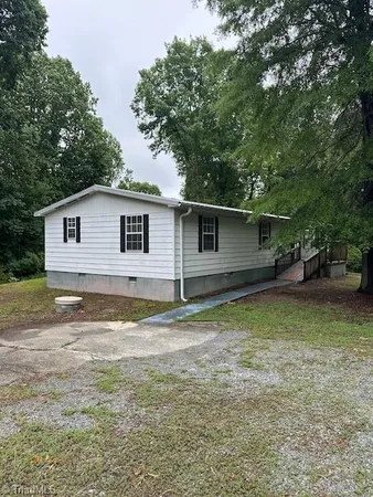 $199,000 | 232 Chateau Forest Drive, Clemmons, NC 27012