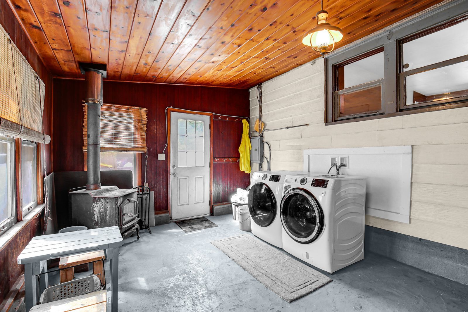 2201 Thornton Lansing Road Lansing, IL 60438 - Photo 12 of 26 a utility room with dryer and washer