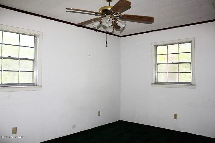 2265 Wester Road Grand Ridge, FL 32442 - Photo 11 of 16 Gallery Image 11