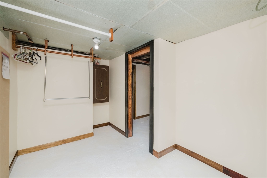 183 Eldridge Street Taunton, MA 02780 - Photo 33 of 40